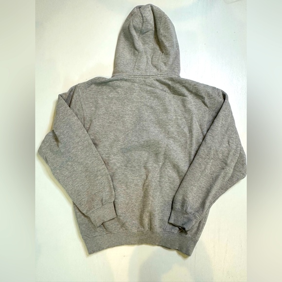 Chatham Hall sweatshirt, gray with logo, Pennant, size M - Picture 2 of 5